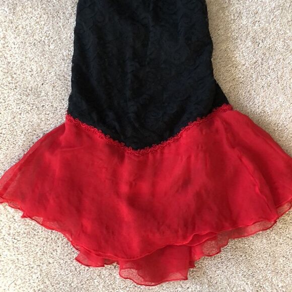 Women’s XS Black & Red Spanish practice ice skating dress kid’s 12/14 - Picture 2 of 10